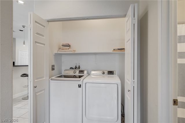 804 Peachy Canyon Circle 201, Las Vegas, NV 89144