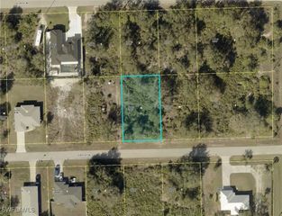 2504 64th ST W, Lehigh Acres, FL 33971
