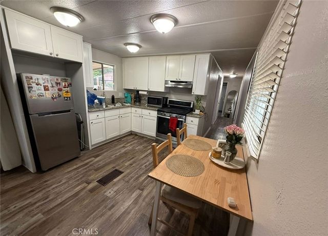 1350 San Bernardino RD 144, Upland, CA 91786