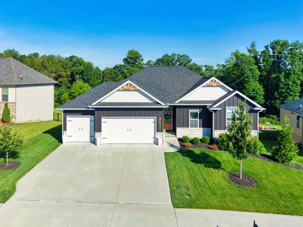 4531 STONINGTON CT, Columbia, MO 65203