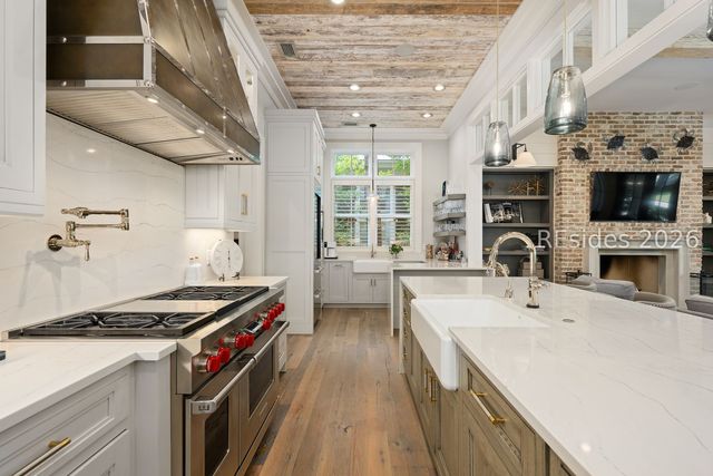 7 Bells Park N, Bluffton, SC 29910