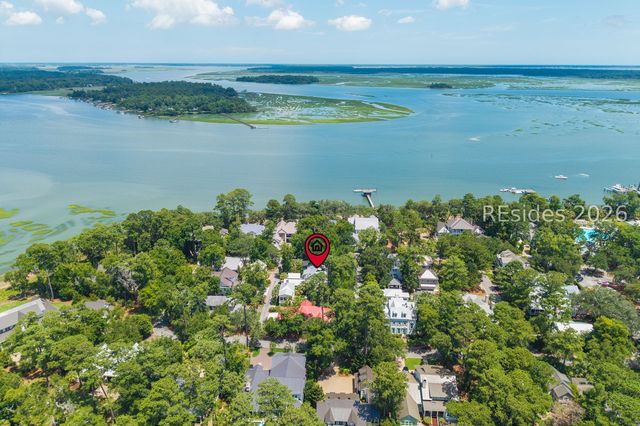 7 Bells Park N, Bluffton, SC 29910