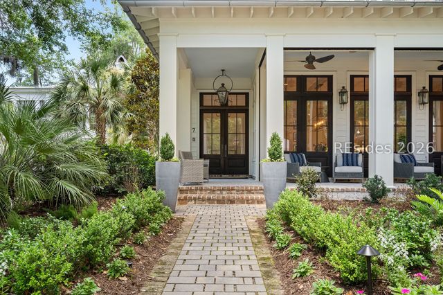 7 Bells Park N, Bluffton, SC 29910
