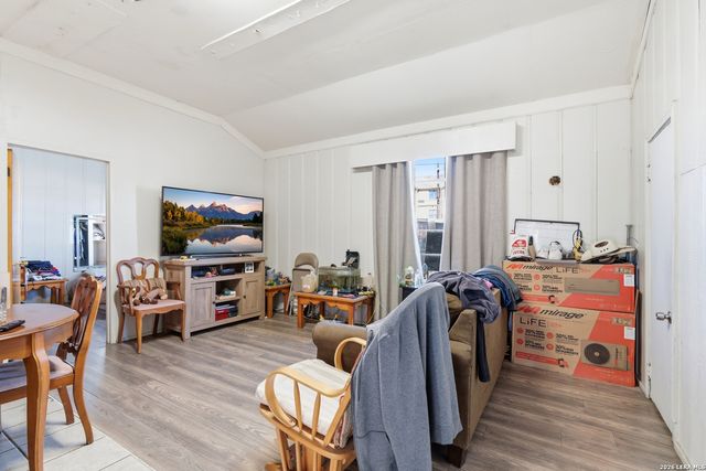 1802 Cincinnati, San Antonio, TX 78201