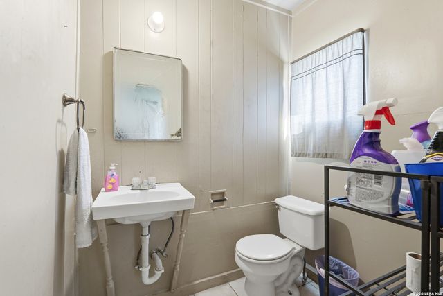 1802 Cincinnati, San Antonio, TX 78201