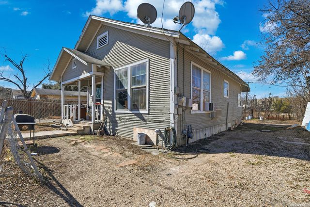 1802 Cincinnati, San Antonio, TX 78201