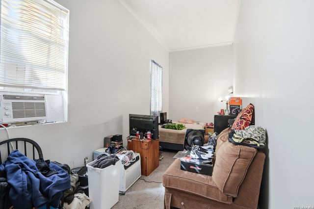 1802 Cincinnati, San Antonio, TX 78201