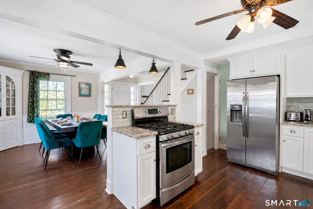 17 Ballard Drive, West Hartford, CT 06119