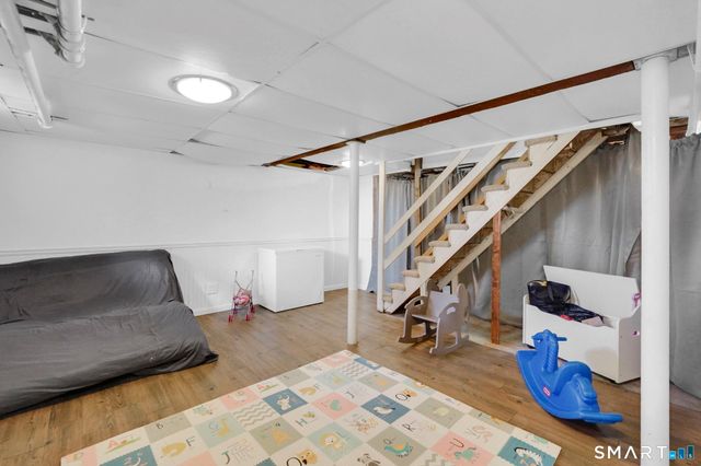 17 Ballard Drive, West Hartford, CT 06119