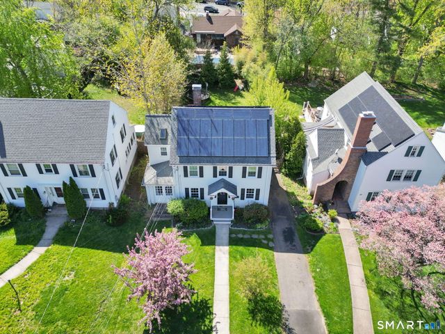 17 Ballard Drive, West Hartford, CT 06119