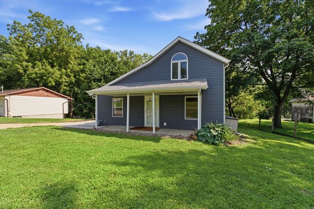 401 Walnut Street, Port Byron, IL 61275