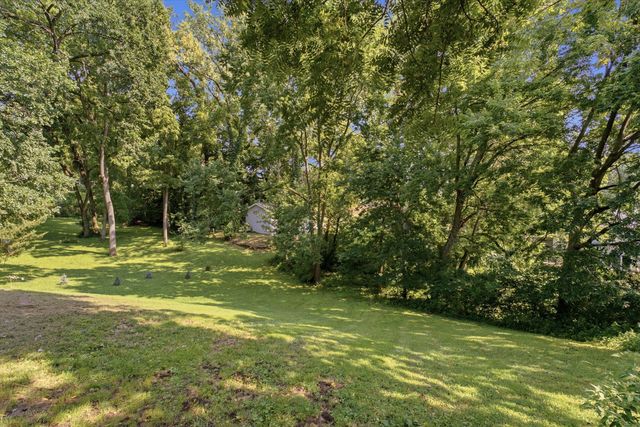 401 Walnut Street, Port Byron, IL 61275