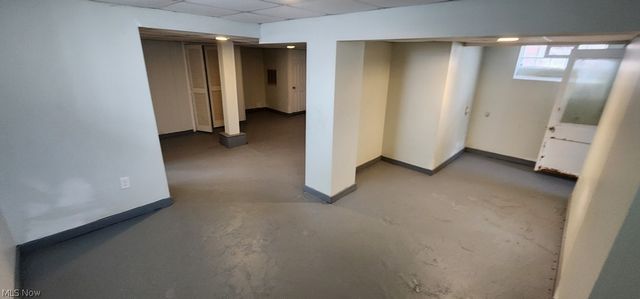 3599 Grosvenor Road, Cleveland Heights, OH 44118