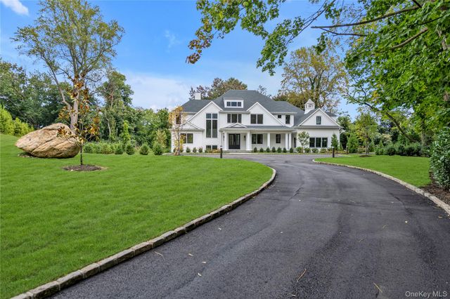 38 Cow Neck Road, Sands Point, NY 11050