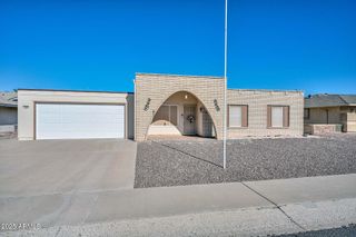 9414 W NEWPORT Drive W, Sun City, AZ 85351