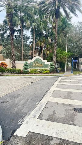 5719 NW 114th Ct 101, Doral, FL 33178