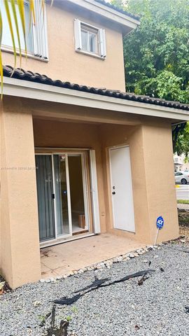 5719 NW 114th Ct 101, Doral, FL 33178