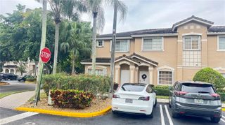5719 NW 114th Ct 101, Doral, FL 33178