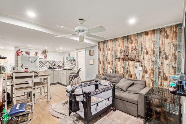 3960 E ASPEN Avenue, Mesa, AZ 85206