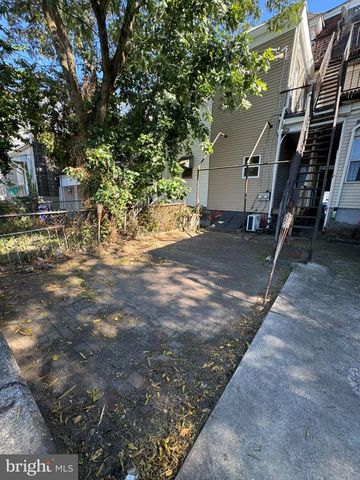 609 E LANCASTER AVE, Reading, PA 19611