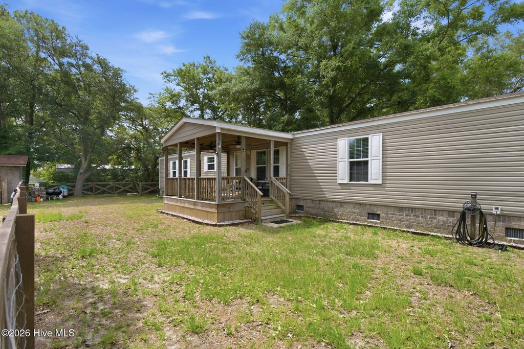 1709 Pompano Street SW, Shallotte, NC 28470