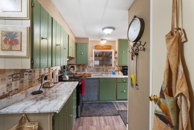52250 Caribou Rd, La Pine, OR 97739