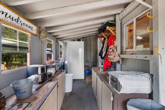 52250 Caribou Rd, La Pine, OR 97739