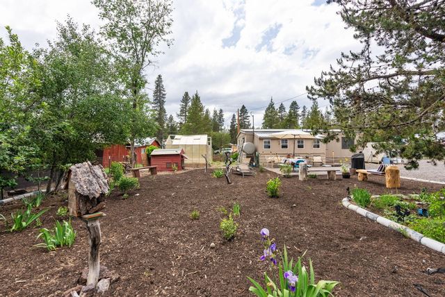 52250 Caribou Rd, La Pine, OR 97739