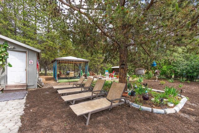 52250 Caribou Rd, La Pine, OR 97739