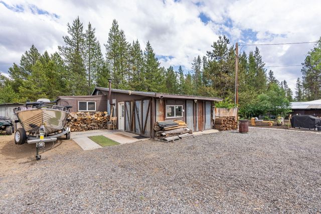 52250 Caribou Rd, La Pine, OR 97739