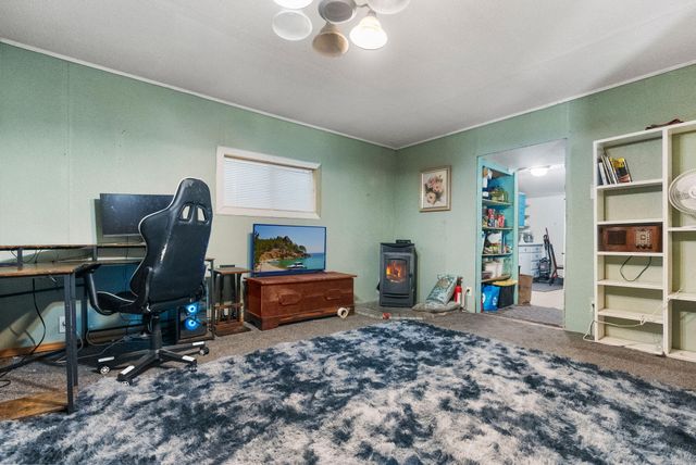 52250 Caribou Rd, La Pine, OR 97739
