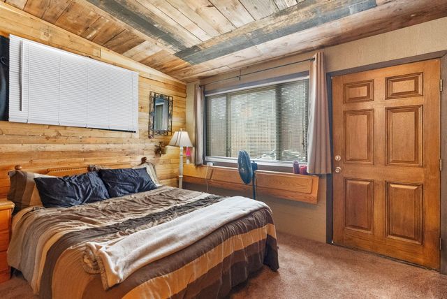 52250 Caribou Rd, La Pine, OR 97739