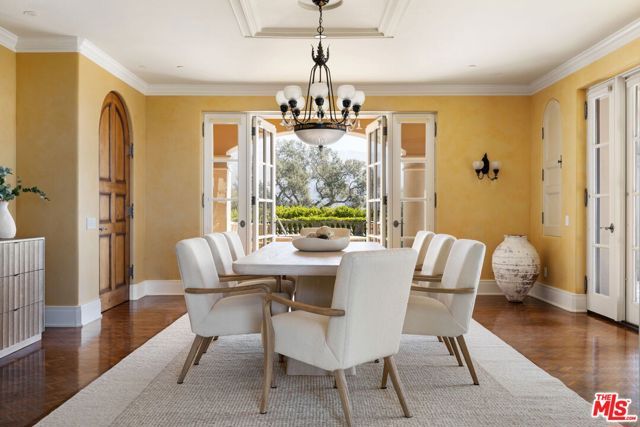 358 Woodley Road, Santa Barbara, CA 93108