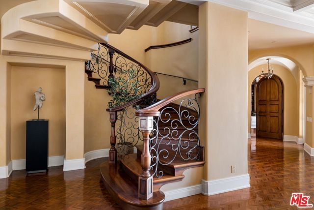 358 Woodley Road, Santa Barbara, CA 93108
