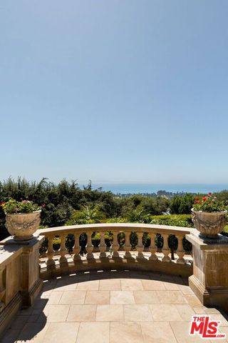 358 Woodley Road, Santa Barbara, CA 93108