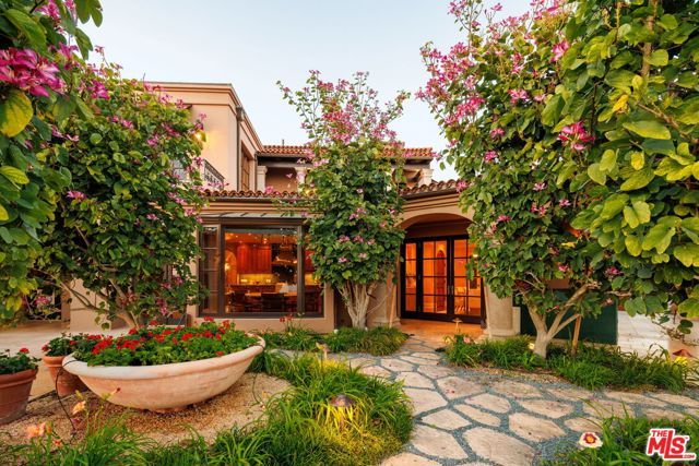 358 Woodley Road, Santa Barbara, CA 93108