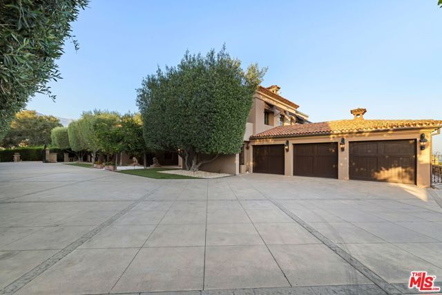 358 Woodley Road, Santa Barbara, CA 93108
