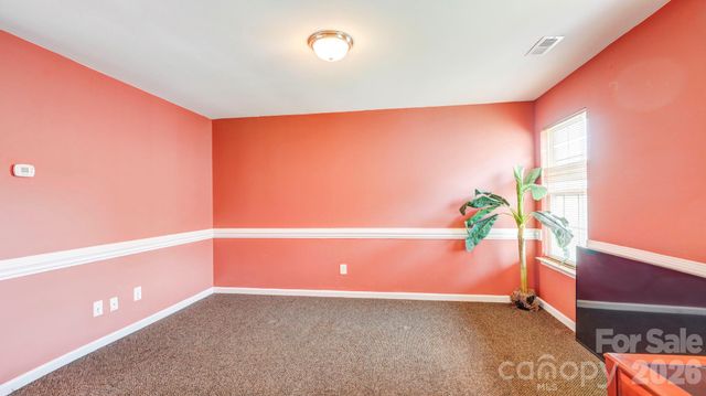 132 Tannin Way, Lexington, NC 27295