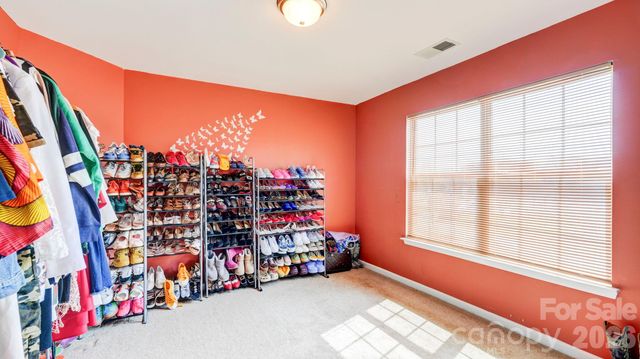 132 Tannin Way, Lexington, NC 27295