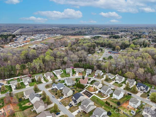 132 Tannin Way, Lexington, NC 27295