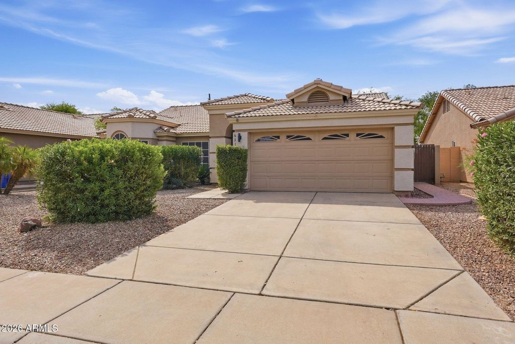 631 W LIBERTY Lane, Gilbert, AZ 85233 — photo 2