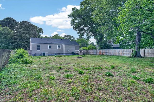 1226 Tyler Ave, Newport News, VA 23601