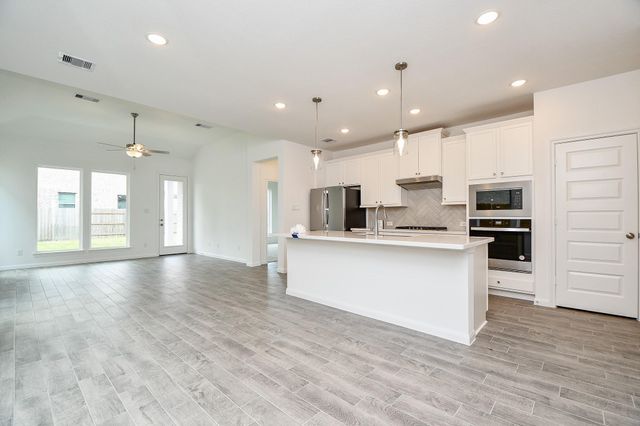 7207 Prairie Heights Drive, Katy, TX 77493