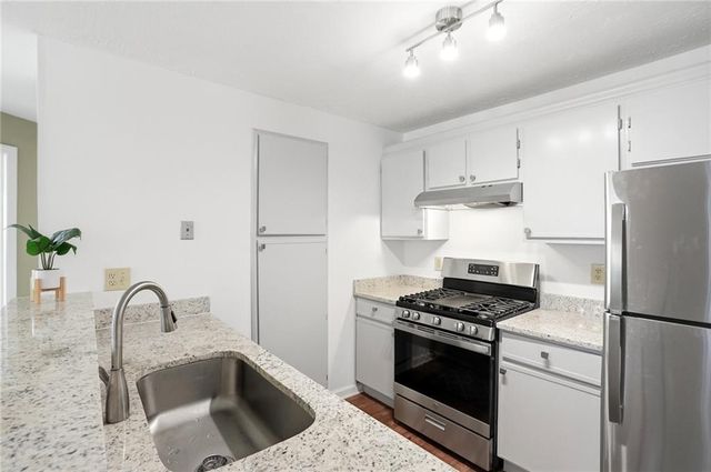 5626 River Heights Crossing SE, Marietta, GA 30067