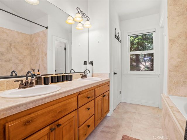 24599 Geneva, Crestline, CA 92325