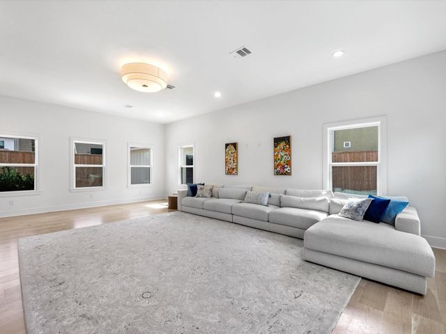 2147 Colquitt Street, Houston, TX 77098