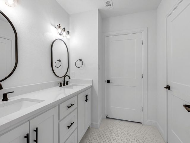 2147 Colquitt Street, Houston, TX 77098