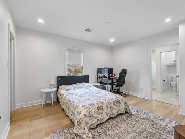 2147 Colquitt Street, Houston, TX 77098