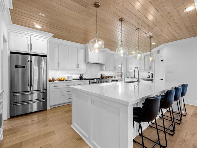 2147 Colquitt Street, Houston, TX 77098