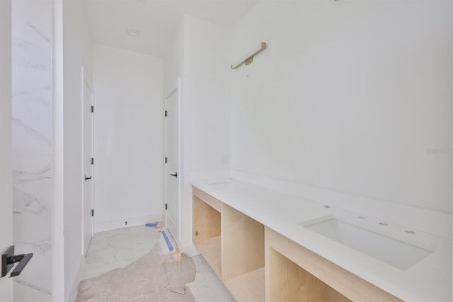 310 W COLUMBUS DRIVE 7, Tampa, FL 33602